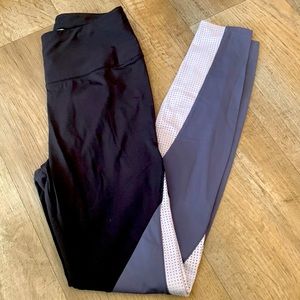 Avia XS 0-2 Waffle Cutout Athletic Leggings EUC